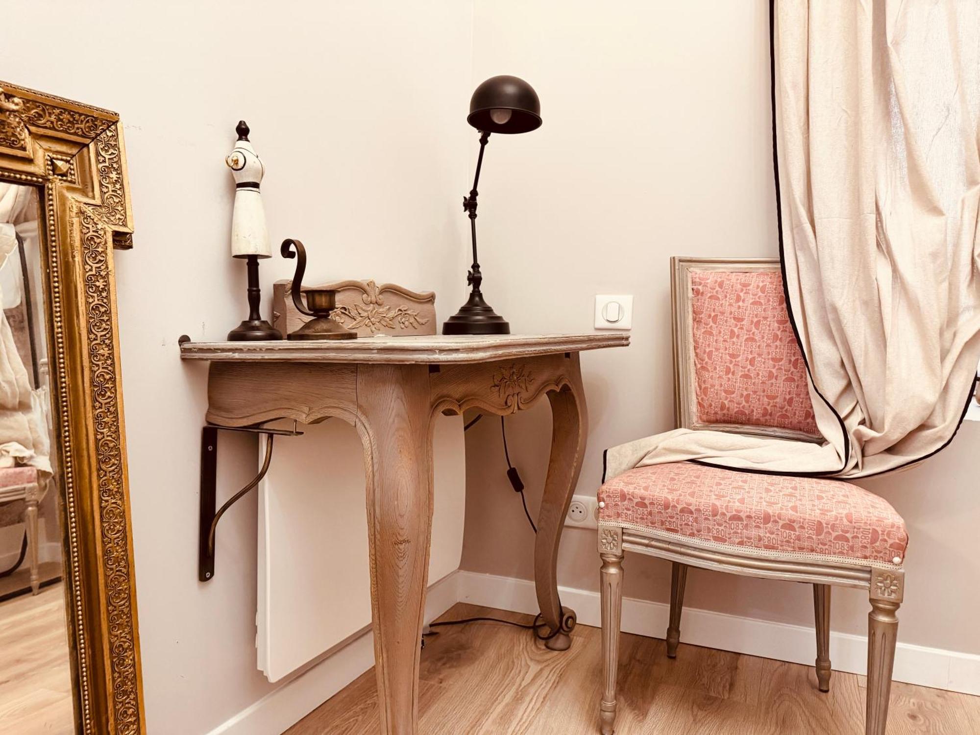 Le Tailleur, Centre Historique, Fibre, Climatisation, Ess, Rez-De-Chaussee, Bedinshop Роман-сюр-Изер Экстерьер фото